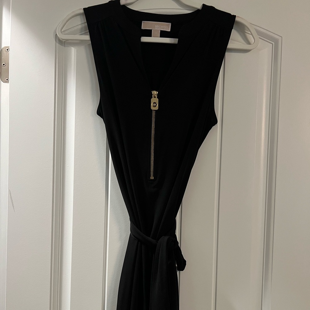 Black Sleeveless Zip-Front Belted Dress